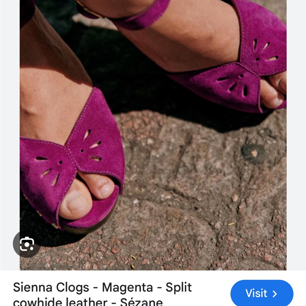 ISO Sezane Sienna Clogs - Magenta